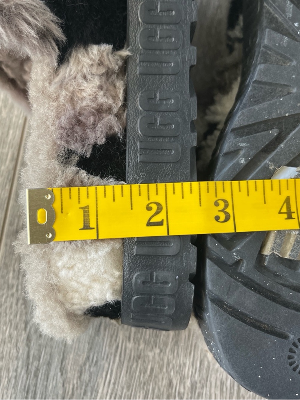UGG Plush Shearling Slide Sandal in Black and gray - Picture 7 of 9